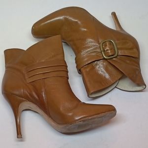 Facade Cameron Heeled Leather Ankle boots 8M.